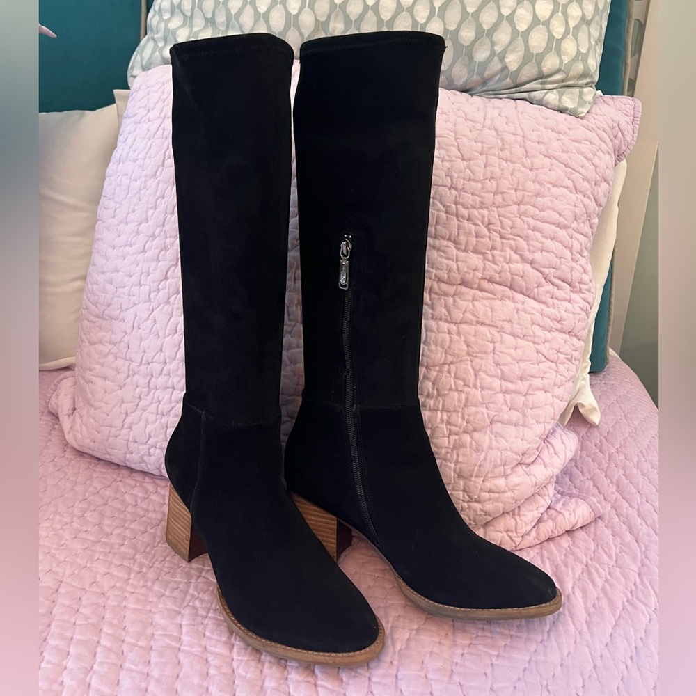 Blondo Stretch suede boots